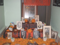 Día de muertos.23 - Ofrenda familiar